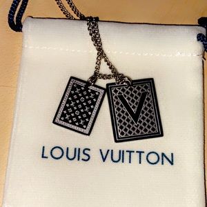 Louis Vuitton 50cm dog tag chain